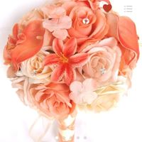 , let's see your wedding bouquet  ladies!!