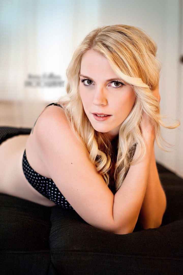 Boudoir photos are in!