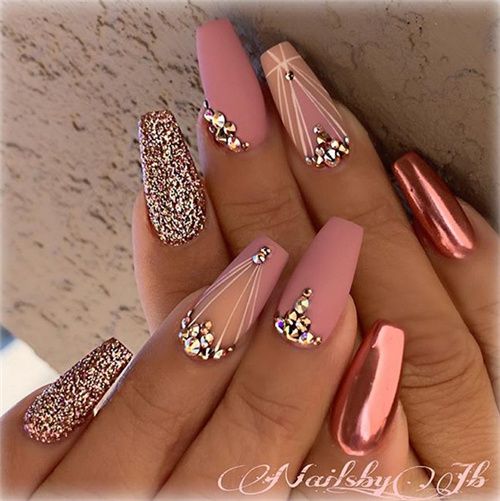 How are you doing your nails? 9