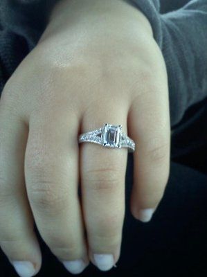 How did he propose & Show off dem raaangs!
