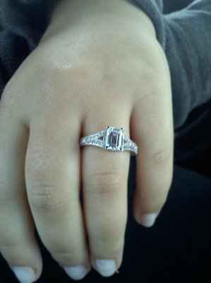 How did he propose & Show off dem raaangs!