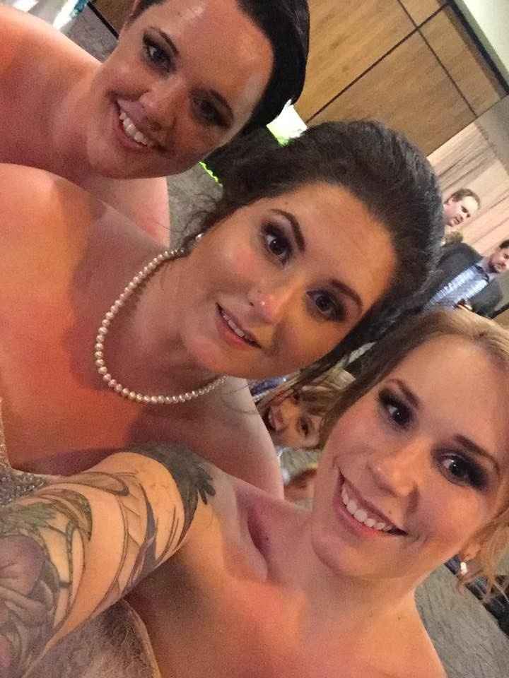 Plus-size bride that hates having pictures taken...