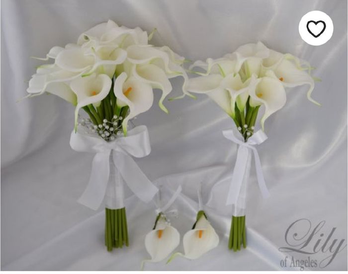 Bridal Bouquet: Color or White? - 1