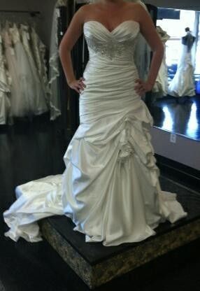 I said YES to the DRESS!!!! (pics)
