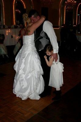 I'm back.  and MARRIED!! *PIX*