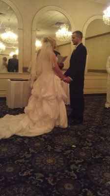 I'm back.  and MARRIED!! *PIX*