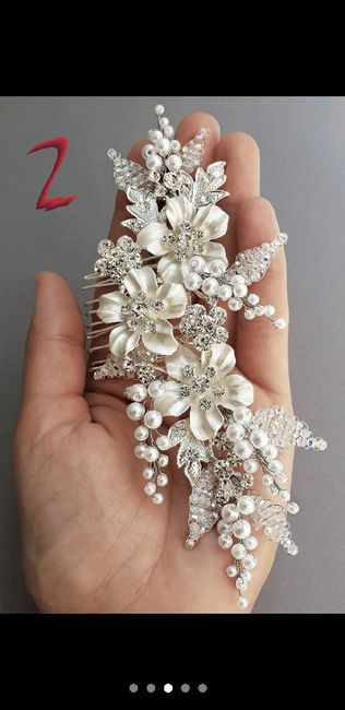 Help me pick out me head piece 6