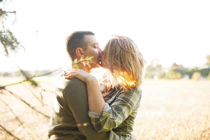 Hi guys ! Share your engagement photos 🥰😍 - 1