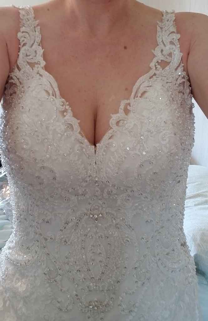 Help me pick out me head piece - 1