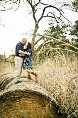 Sneek Peak at some of my Engagment Pictures