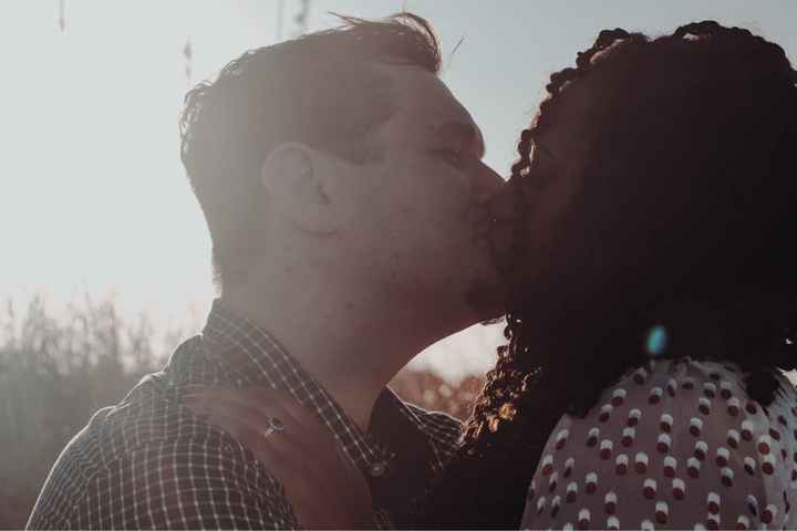 Engagement photos preview - 4