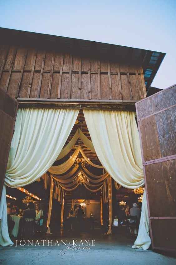 Need recommendations for the best draping fabric!