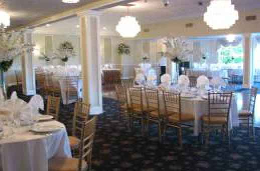 Wedding Venue - Should I stay, should I go, I dont know?!!!