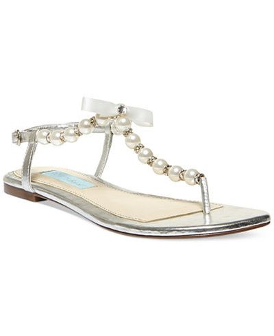 Brides wearing comfortable sandals?  Let me see them!