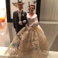Cake topper