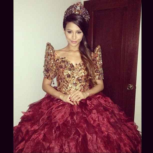 Any Filipino Brides out there? Anyone doing Filipino wedding traditions in there ceremony?