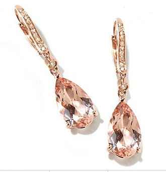 I found my earrings now to find the necklace. What are you wearing? Pic please