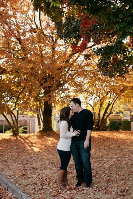 Show me your engagement photo outfits!