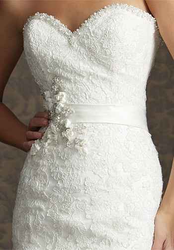 Allure wedding dress help!