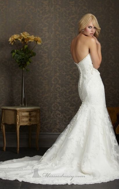 Allure wedding dress help!