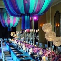 I don't even know how to decorate or light this room..