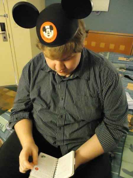 Who loves u ;) show us your FH or Hubby