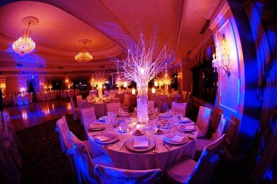 Share your centerpiece inspiration or photos !