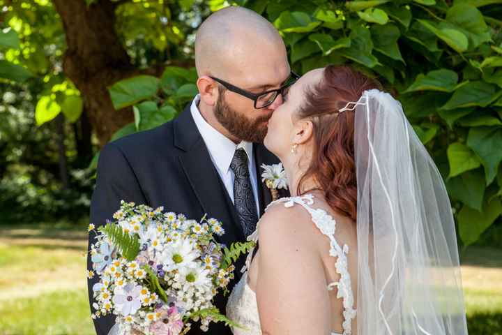 BAM! Relaxed, DIY wedding