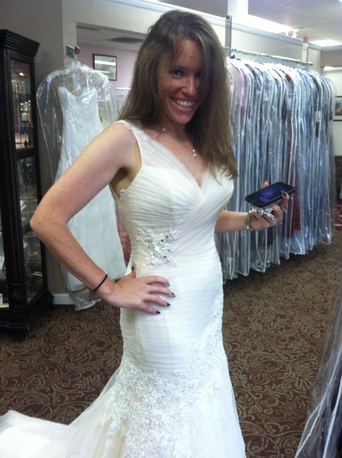 1st Fitting (Pics) Advice Please! :)