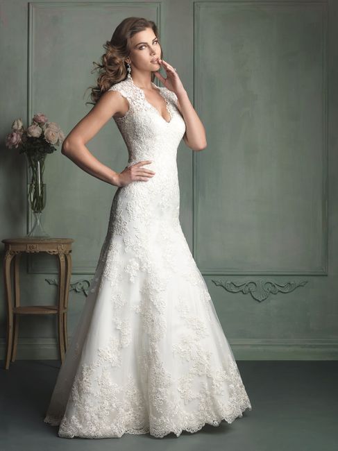 Show off your dress!!
