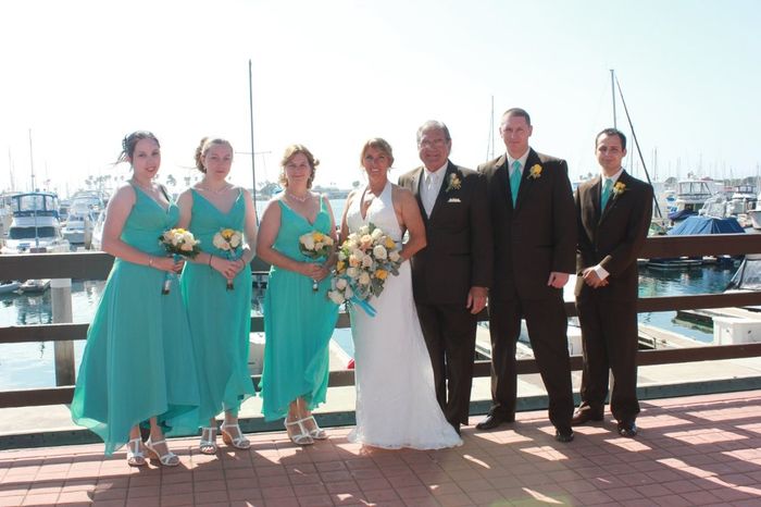 Show off your bridesmaid dresses!!