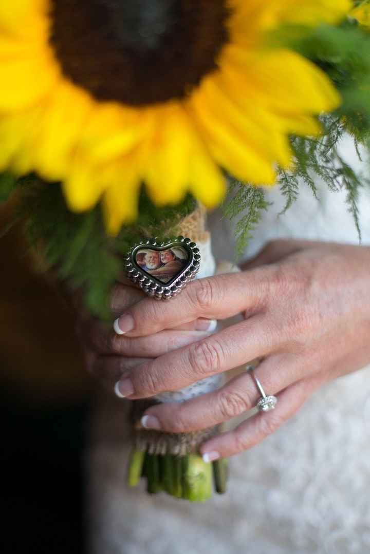 Bouquet Locket