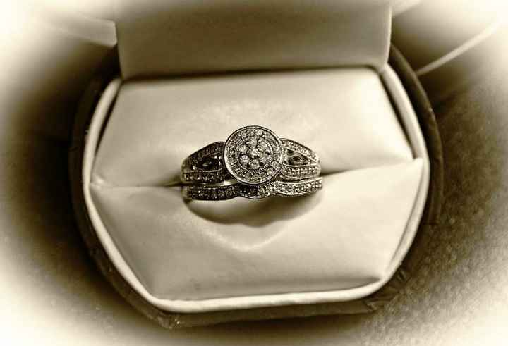 I'd love to see everyone's engagment rings.