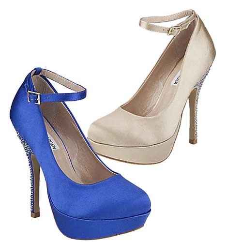 I love the dress, and love the shoes!! But which!