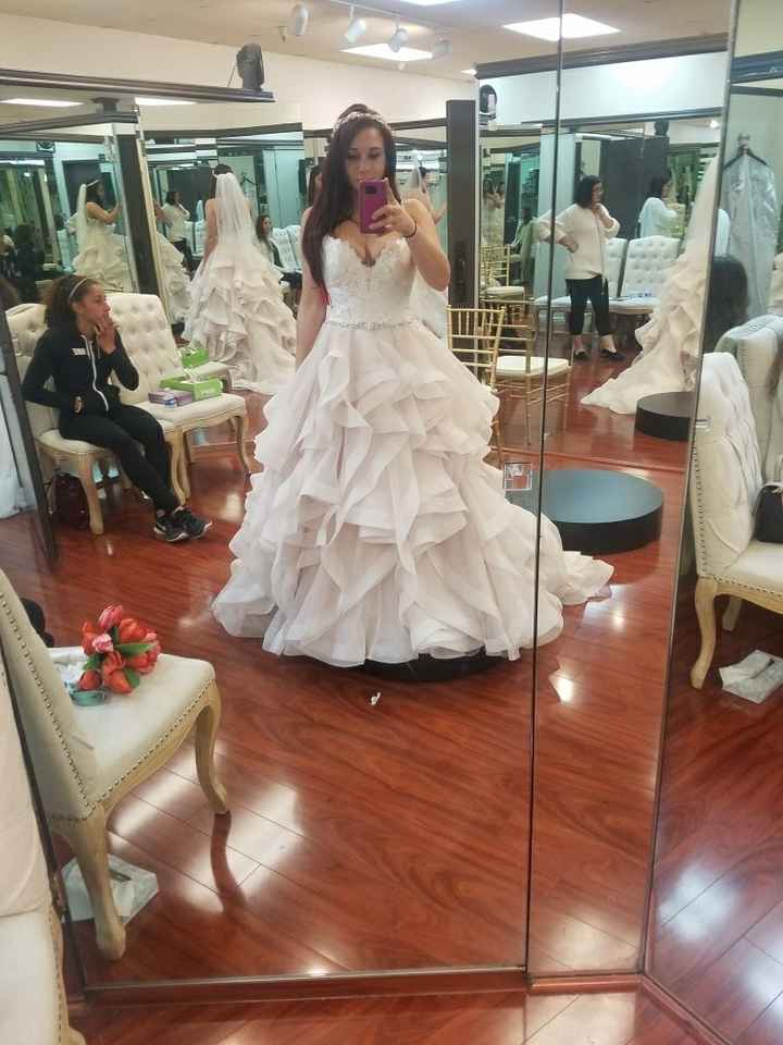 My desired color scheme might not match my dress