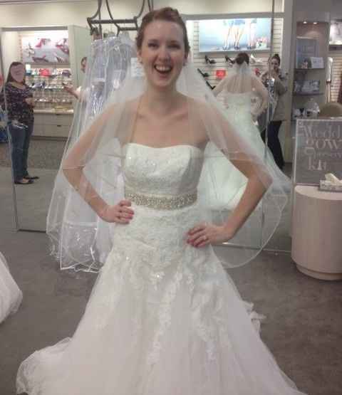 I need this today.... DRESS PORN!!!! 8D