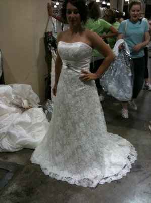 Show YOUR BRIDAL DRESS post PHOTOS