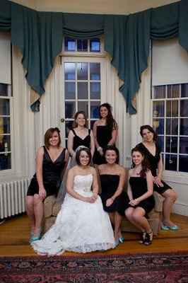 Does anyone have mismatched bridesmaids?