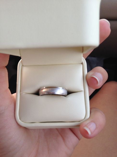 WEDDING BANDS HAVE ARRIVED!! Ladies let me see yours!!!!!!!! :))