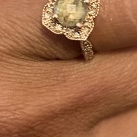 Anyone have a morganite engagement  ring? - 2