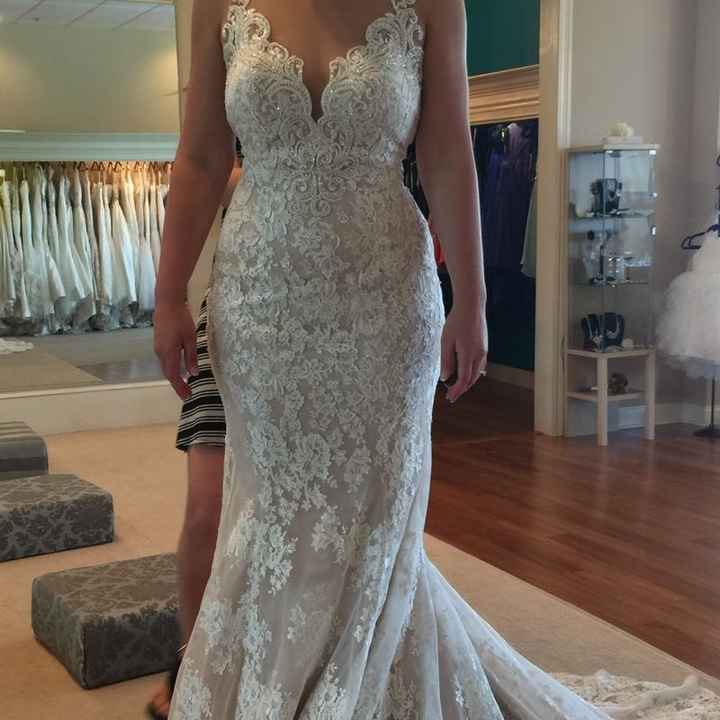 Show off your dress!!