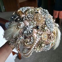 Brooch Bouquet