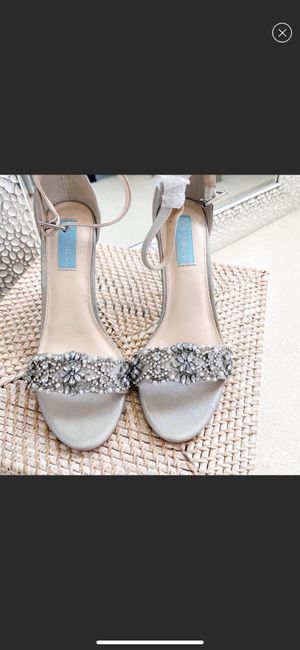 Show me your wedding foot candy (shoes)! - 1
