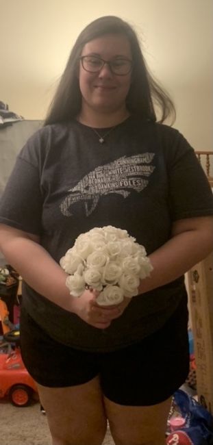 Do these bouquets look okay? - 1