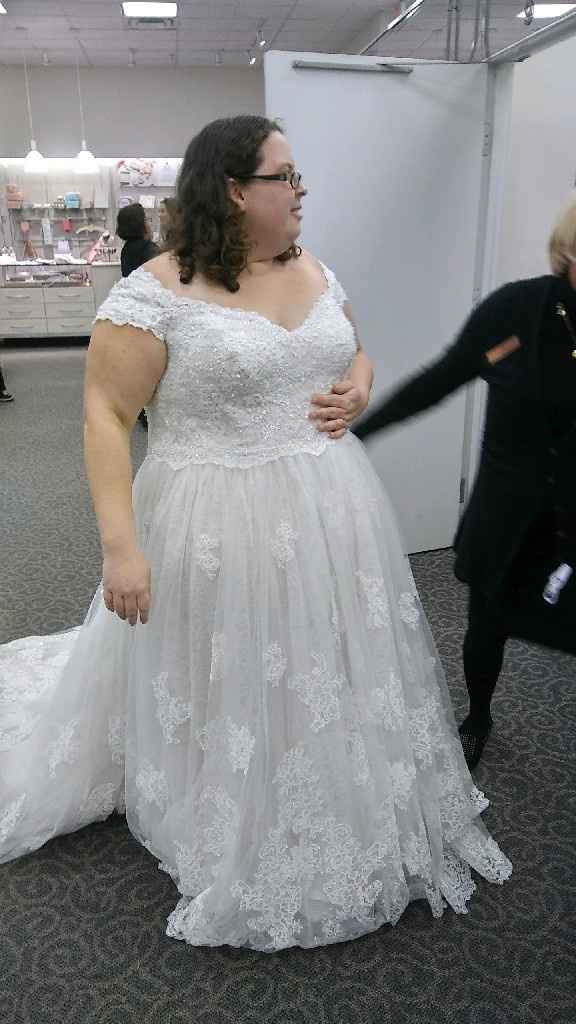 i found my dress today! W/pics! - 1