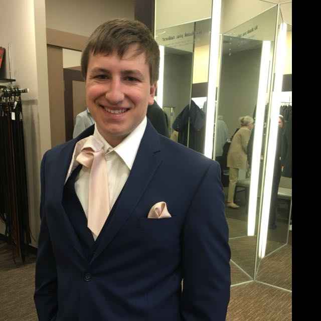 What should the groom/groomsmen wear? - 1