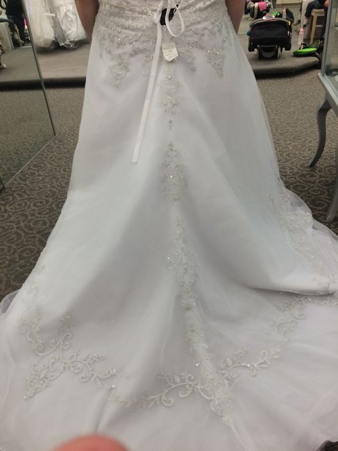FH said he doesn't like a dress I said NO to....HAHAHA!