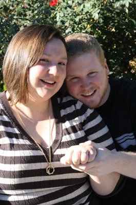 Engagement Pictures!! :)