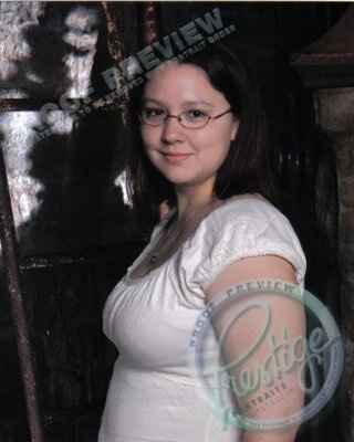 NWR: Let's see those high school senior pics! Just for S&G