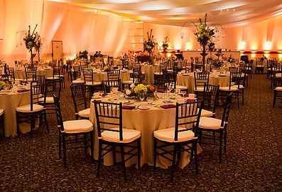 Show off your wedding venue!